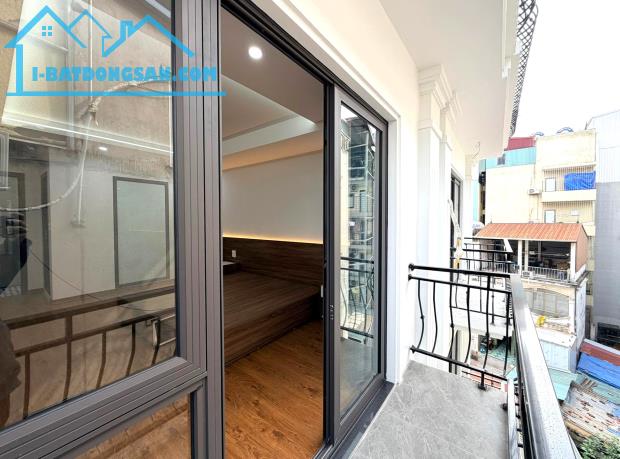 NHÀ ĐẸP THÁI HÀ DÂN XÂY 6 TẦNG THANG MÁY Ô TÔ ĐỖ CỬA 40M2 - 4.5M MẶT TIỀN - CHỈ 18.3 TỶ - 4