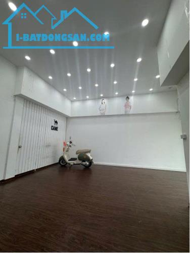 Chính chủ cho thuê cửa hàng mặt phố vị trí đẹp số 33 phố Chùa Bộc, Đống Đa, HN - 4