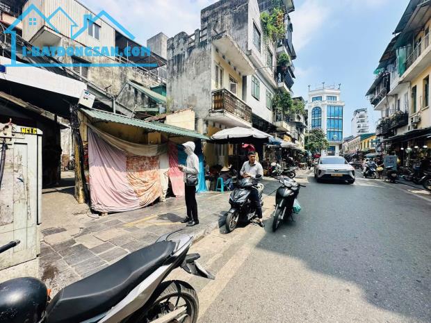 Hàng Chiếu 80M2 Mặt Tiền 10M Lô Góc 3 Mặt Thoáng 32.5 Tỷ SDCC Xây Khách Sạn