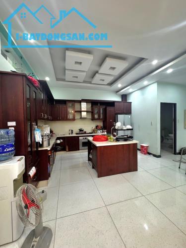 BIỆT THƯ MINI LIỀN KỀ TỈN.H LỘ 10 - KHU TÊN LỬ.A - - ( 8X19M )