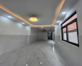 Cho thuê nhà mặt tiền Nguyên Hồng, Quận Bình Thạnh _ Gần sân bay _ Gần trục Phạm Văn Đồng