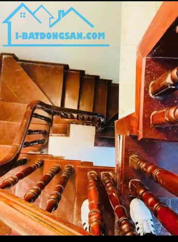 Cho thuê nhà ngõ 77 Lý Nam Đế, Hoàn Kiếm 35M x 5T Đẹp, Ngõ Ô Tô giá 20 triệu - 2