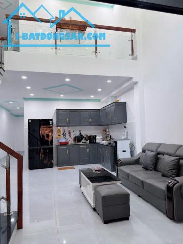HOT HẠ GIÁ BÁN NHANH TỪ 2 TỶ 450 TR CHỈ CÒN 2 TỶ 350TR nhà thuộc kp2 phường Tân Định