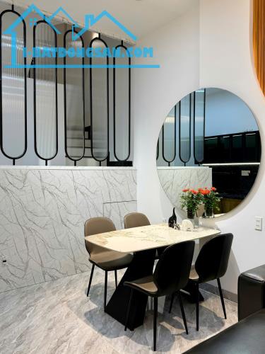 Nhà cách Q5 5phút Chánh Hưng P9Q8 P.Chánh Hưng full nội thất cao cấp - 1