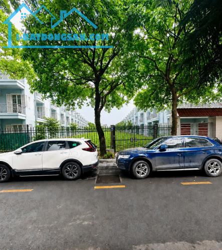 Bán đất Phân lô KĐT Cầu Giấy_200m2_MT 14m_Ô tô vỉa hè đẹp_Giá sốc