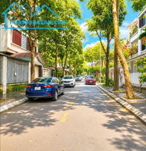 Bán đất Phân lô KĐT Cầu Giấy_200m2_MT 14m_Ô tô vỉa hè đẹp_Giá sốc - 2