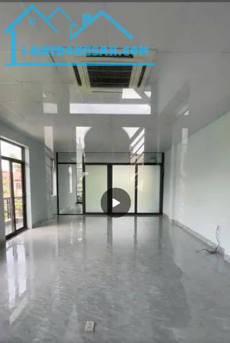 Cho thuê nhà lô góc 3 mặt đường - Xuân Phương (Nam Từ Liêm), Hà Nội, 0979528669