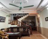 Cho thuê nhà Vũ Thạnh, Phường Ô Chợ Dừa, Quận Đống Đa, Hà Nội, 32m2, 4 tầng, giá 11 triệu