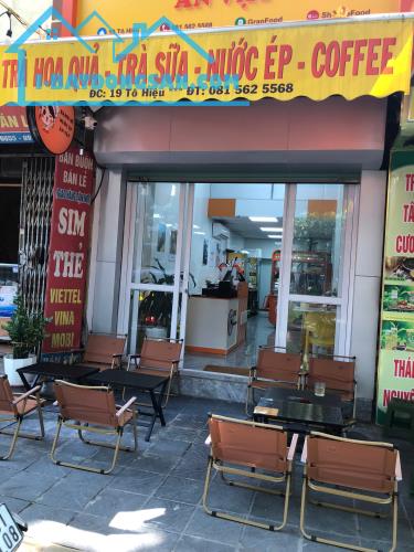 Cho Thuê cửa hàng kinh doanh 2 tầng,50m²,ở lại được, vỉa hè rộng,mặt phố Tô Hiệu, Cầu Giấy