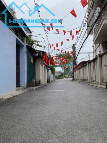 BÁN ĐẤT TẶNG NHÀ CẤP 4 – THỊ TRẤN ĐÔNG ANH – VỊ TRÍ TRUNG TÂM ĐÔNG Anh, Đông Anh, Hà Nội - 2