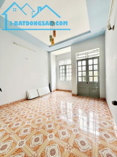 CHỈ 4.6 TỶ TL - 64M2 (4X16M) - HẺM 6M -GẦN MẶT TIỀN LÂM THỊ HỐ - Q12 - GẦN HIỆP THÀNH CITY - 5