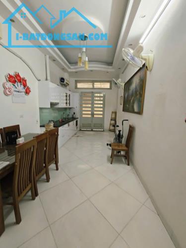 BÁN NHÀ MẶT PHỐ DT 53M, 4 TẦNG 38 TỶ ĐỐNG ĐA. - 1