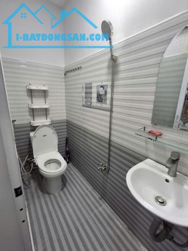 Bán Nhà Đường Sư Vạn Hạnh Quận 5 - 21m² x 2 Tầng - Chỉ 50m Ra An Đông Plaza - 3,3 Tỷ TL 💥 - 5