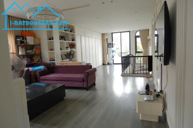 Biệt Thự Khu Vip Vinhomes RiverSide, Tuyên Ngôn Sống Đẳng Cấp 400m2, View Hồ - 200 Tỷ - 1