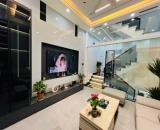 Nhà 4 tầng dân xây cữc kỳ chắc chắn thiết kế hiện đại . Quỳnh HoàngAn Dương . Giao thông t