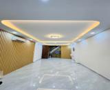 Bán Nhà Mặt Tiền Trần Phú Q.5 - Góc Trần Bình Trọng - 44m² x 2 Tầng - Có Lề Để Xe - 8,7 Tỷ