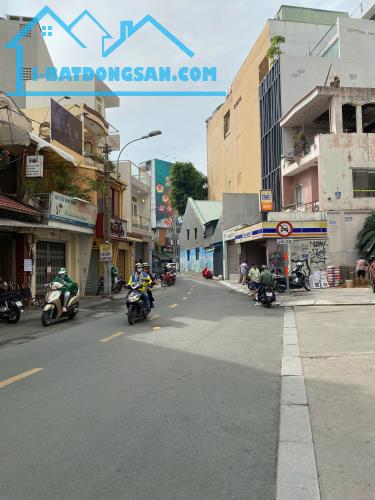 Bán nhà mặt tiền khu Nguyễn Văn Nguyễn, Quận 1 – Giá 28.5 tỷ - 2