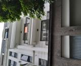 Cho thuê liền kề FLC Đại Mỗ, 100m2, 5 tầng, thang máy, giá 32 triệu/tháng.