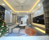 Cho thuê nhà ngõ ba gác phố Nguyễn Chính, Hoàng Mai 35m x 5 tầng, giá 14.5tr/tháng