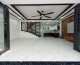 NHÀ MỚI THẠCH BÀN LONG BIÊN DIỆN TÍCH 30M X MT 4M X 5 TẦNG X GIÁ CHÀO. GẦN 7 TỶ CÓ THƯƠNG