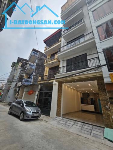 bán nhà Long Biên, 6 tầng thang máy, MT 4.5m, gần 6 toà chung cư, vừa ở vừa kinh doanh