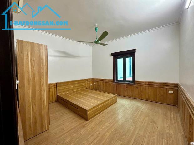 Cho thuê nhà ngõ phố Lê Trọng Tấn, Thanh Xuân, 50m x 3 tầng, giá 13tr/tháng - 2
