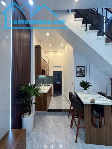 Bán nhà Quận 6 – Nhà mới 3 tầng Bà Hom, nở hậu 8.2m, tặng full nội thất, gần chợ Phú Lâm, - 1