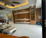 Nhà 3 tầng Nguyễn Hữu Cầu dôi dư hơn 40m2 xe 3.5 tấn vào cửa giá 2.x tỷ