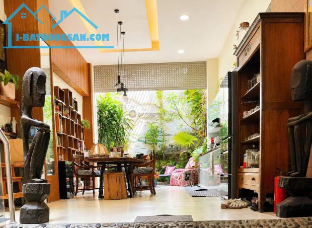 Bán Nhà Đẹp Thảo Điền 1 Trệt 4 Lầu 115m2(4,5mx29m) Full Nội Thất-Giá 35 Tỷ TL