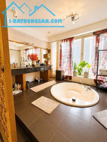 Bán Nhà Đẹp Thảo Điền 1 Trệt 4 Lầu 115m2(4,5mx29m) Full Nội Thất-Giá 35 Tỷ TL - 1