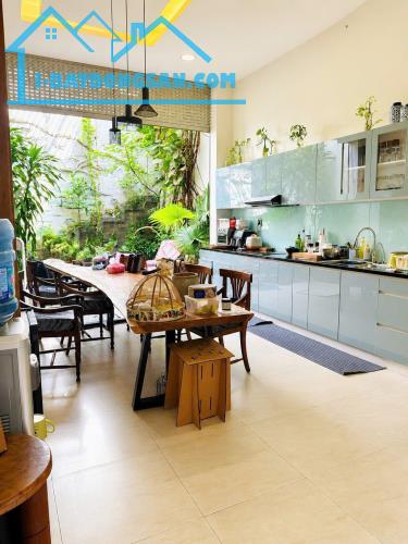 Bán Nhà Đẹp Thảo Điền 1 Trệt 4 Lầu 115m2(4,5mx29m) Full Nội Thất-Giá 35 Tỷ TL - 2