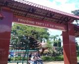 Chính chủ cần bán lô đất ngay trường THPT Lý Tự Trọng 635m2 giá chỉ 320 triệu.