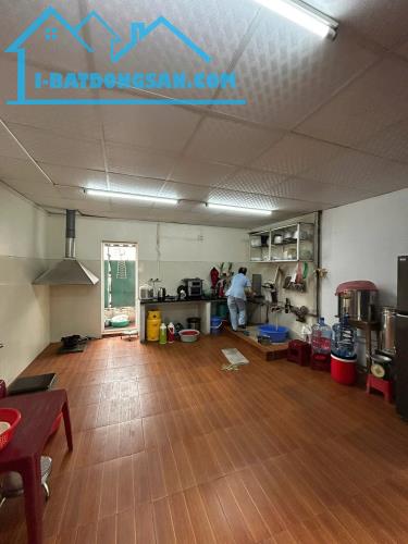 Bán nhà Mặt phố Chùa Láng 100m2-8T MT5,2m VIEW Hồ Sẵn Dòng Tiền 2,4 Tỷ/năm 66 Tỷ Chùa Láng - 2