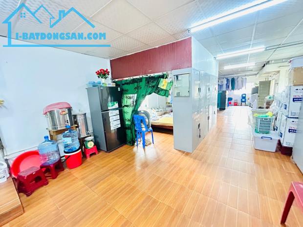 Bán nhà Mặt phố Chùa Láng 100m2-8T MT5,2m VIEW Hồ Sẵn Dòng Tiền 2,4 Tỷ/năm 66 Tỷ Chùa Láng - 3
