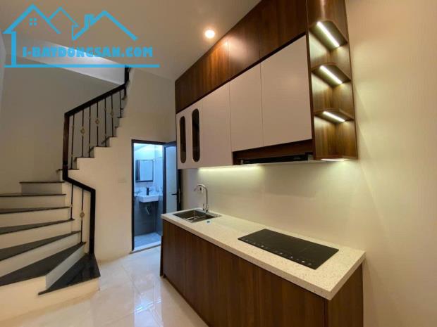 💥BA ĐÌNH- MUA 1 ĐƯỢC 2- 2 NHÀ RA PHỐ- LÔ GÓC- XÂY MỚI- 42M- 5 TẦNG- 6 NGỦ MASTER. NHỈNH 1 - 2