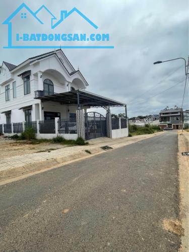 BÁN NHÀ MẶT TIỀN NGUYỄN THỊ NGHĨA, ĐÀ LẠT  chỉ 8,9 tỷ gần ngay hồ xuân hương