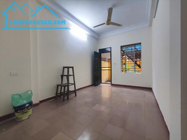 CHO THUÊ NHÀ NGUYÊN CĂN ĐƯỜNG NGUYÊN HỒNG, BA ĐÌNH, Ô TÔ TRÁNH, Ở, VP, SPA - 1