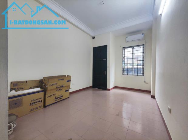 CHO THUÊ NHÀ NGUYÊN CĂN ĐƯỜNG NGUYÊN HỒNG, BA ĐÌNH, Ô TÔ TRÁNH, Ở, VP, SPA - 2
