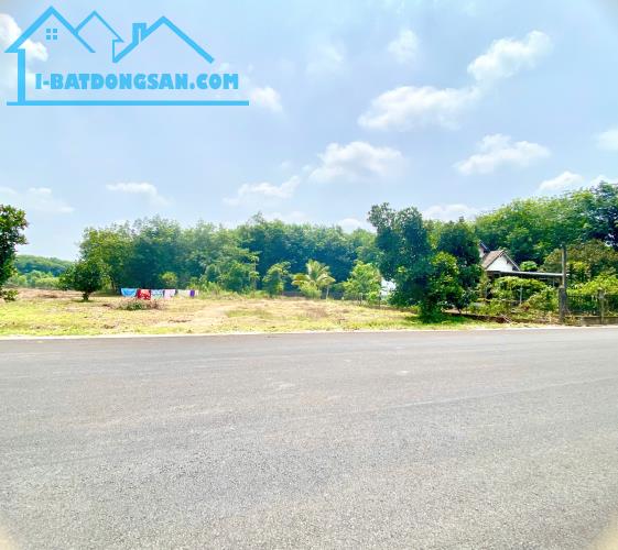 KẸT TIỀN BÁN 250M2 ĐẤT T.CƯ SÁT BÊN KCN CHỢ, TR.HỌC DÂN ĐÔNG BUÔN BÁN SẦM UẤT. GIÁ 470TR
