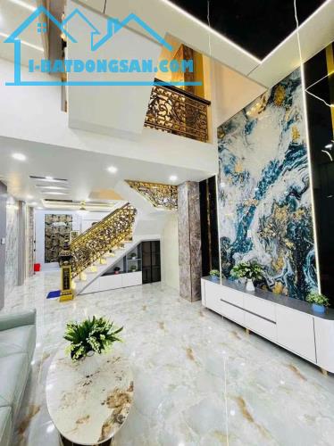 Bán nhà mặt t.i.ề.n đường Hưng Phú P.8 Q.8. Diện tích 57m2. Kết cấu 4 tầng 5PN 7WC. - 2