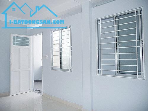 Phòng trọ cho thuê 38m2 Quận Tân Phú - 3
