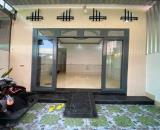 Cần bán gấp nhà ở đường Trần Văn Chẩm, Tân Thông Hội, Củ Chi, 120m2, 990tr, sổ hồng riêng