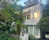 Chủ vào SG cần chuyển nhượng gấp Biệt Thự 185m2, 4 tầng, cây xanh bóng mát quanh năm chỉ