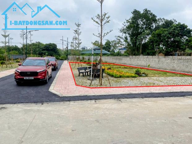 Tôi cần bán lô đất này ở sát CNC Hòa Lạc Thạch Thất giá 5.5 tỷ