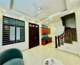 HÀNG HIẾM PHÚC LỢI - 35m2× 5 TẦNG - SÁT ĐƯỜNG Ô TÔ TRÁNH - CẠNH ỦY BAN NHÂN DÂN - 6.2 TỶ