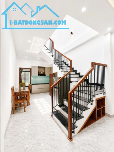💥 kiệt OTO HOÀNG VĂN THÁI gần ĐẠI HỌC DUY TÂN – DT 70m2 x2 TẦNG  – OTO VÀO NHÀ - HƠN 3TỶ - 2