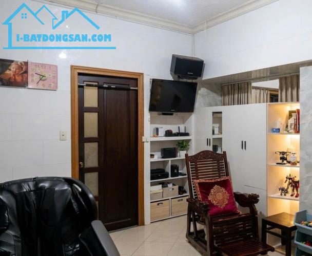 Bán gấp nhà mặt tiền Thiên Phước - Tân Bình - 15,6 tỷ - 11