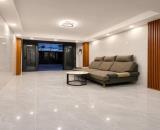 Bán nhà Lạc Long Quân, Quận 11, 45m2, kế trường sát chợ, nhà đẹp 3 tầng ở luôn.