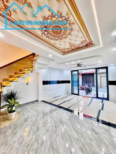 BÁN NHÀ MẶT TIỀN KDC- XE HƠI TRONG NHÀ- 5X20- 3 TẦNG- GẦN BXE Q8 -CHỈ 5,99 TỶ - 0784968131 - 1