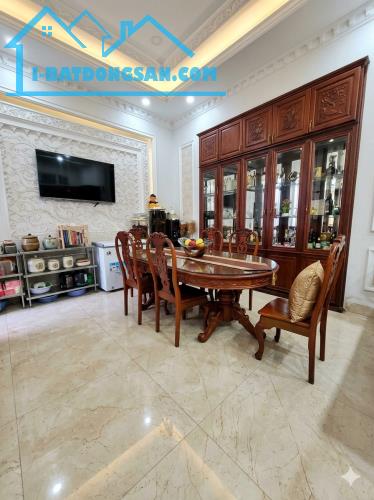 Bán biệt thự đường Hiệp Bình Thủ Đức - DT 152m2 (9.5x16) - 80tr/m2 - 12.6 tỷ - 1